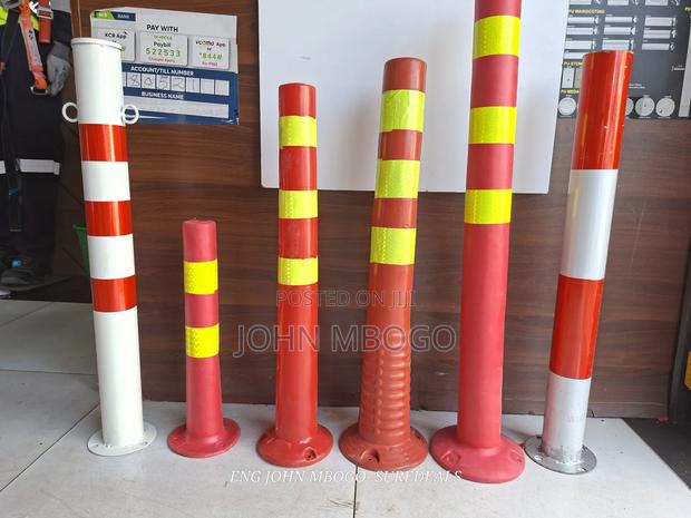 Flexible Traffic Bollard/ Delineaters - thumbnail 4