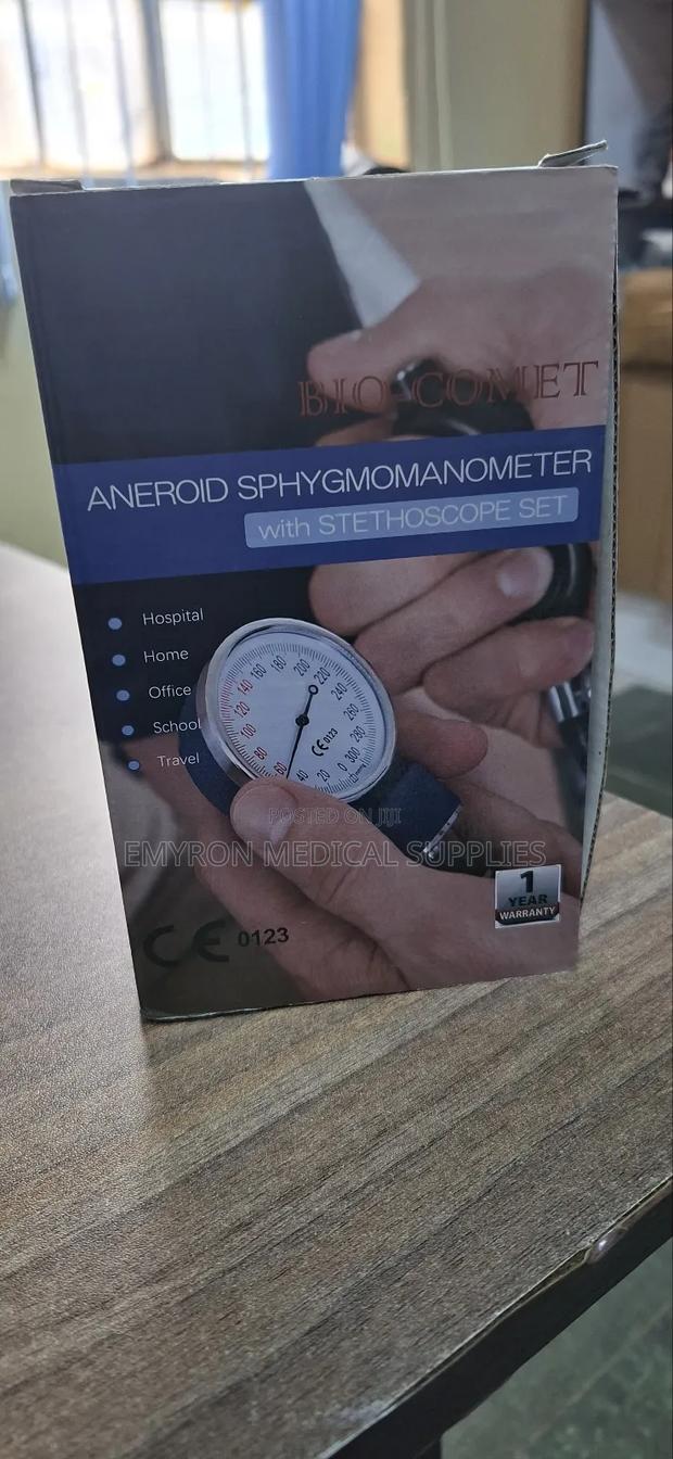 Aneroid Sphygamanometer - main view