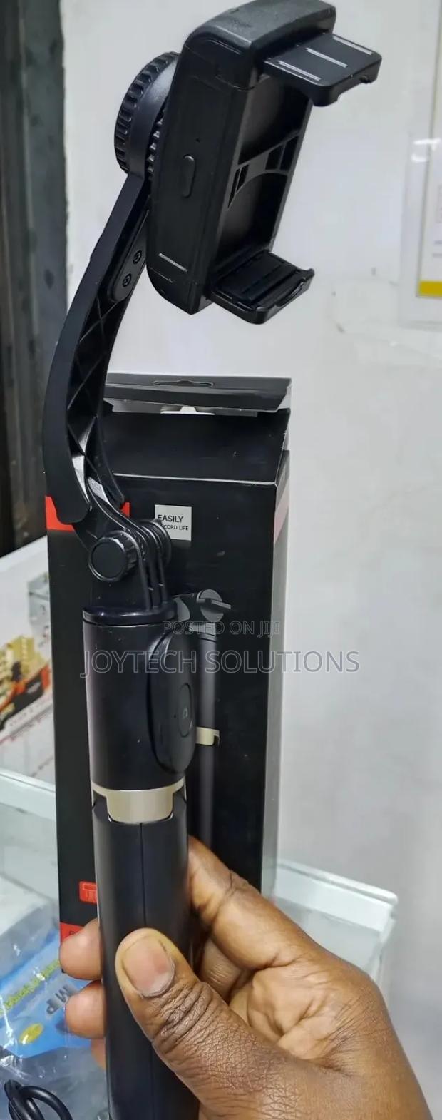 Gimbal Stabilizer New Fast Tred for Stability When Video Making - thumbnail 3