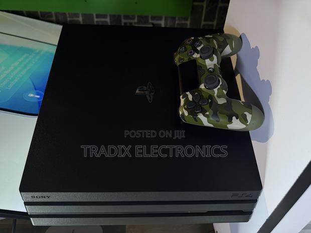 Playstation 4 Pro - main view