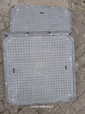 Heavy-Duty Lockable Reinforced Manhole Cover Grade D400