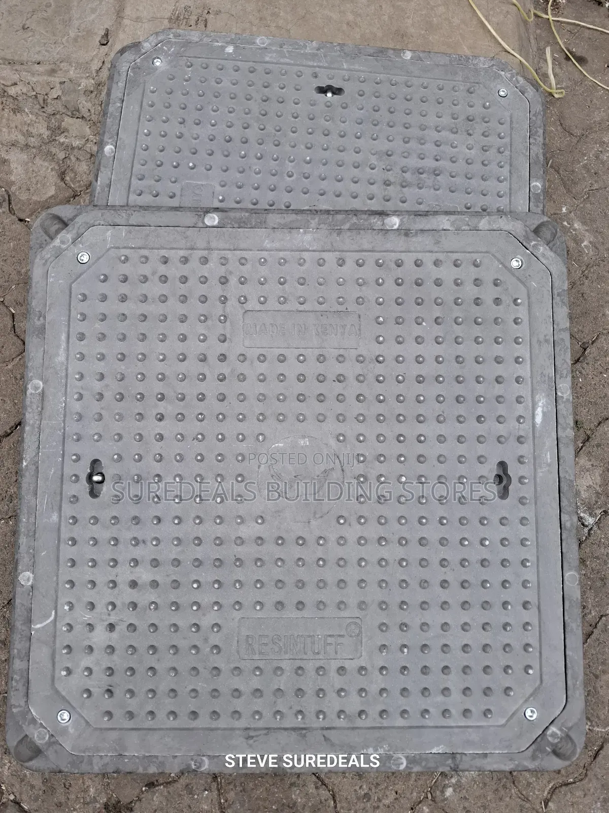 Heavy-Duty Lockable Reinforced Manhole Cover Grade D400