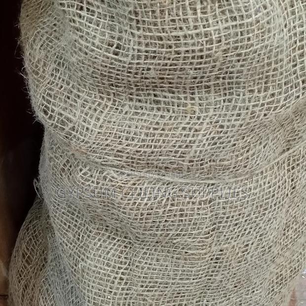 Hessian Fabric 11 Oz - thumbnail 3