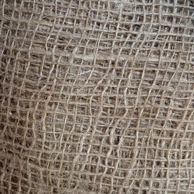 Hessian Fabric 11 Oz - thumbnail 4
