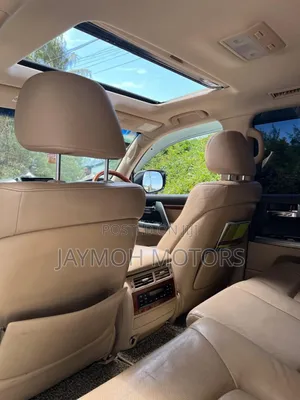 Toyota Land Cruiser 2013