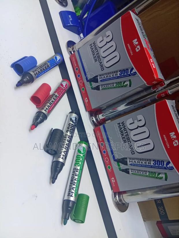 A Piece of M G Whiteboard Marker - thumbnail 3