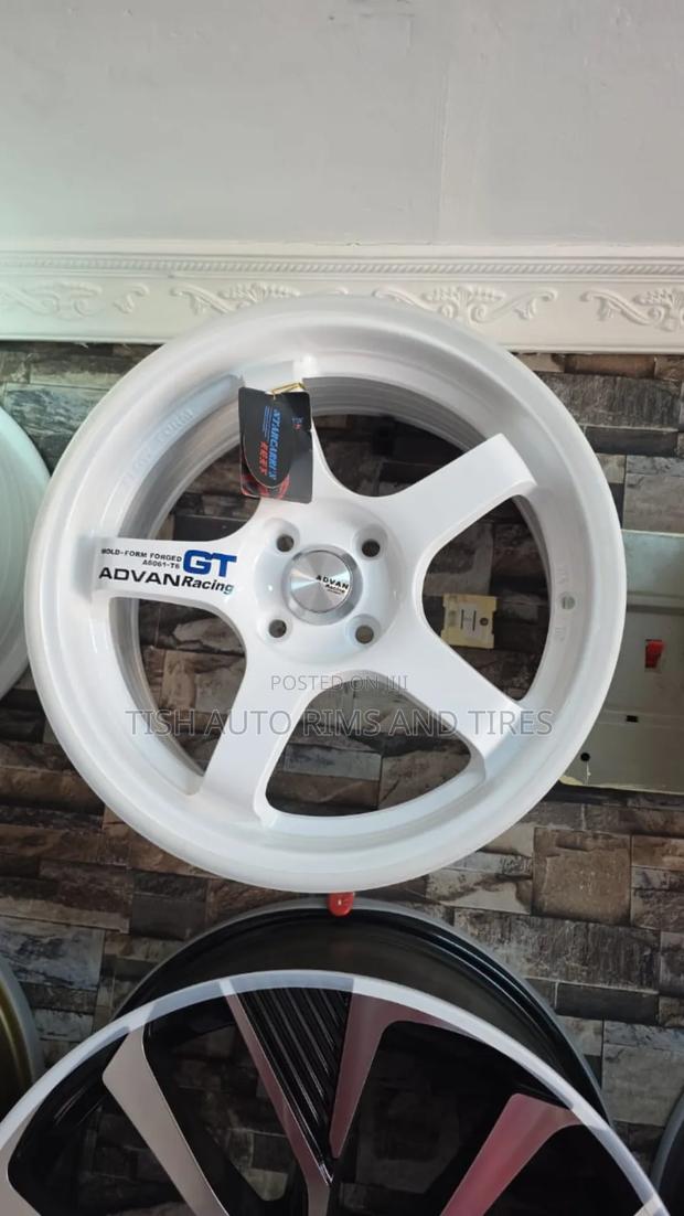 Gt Advan White 16 Inch Rims Set - main view