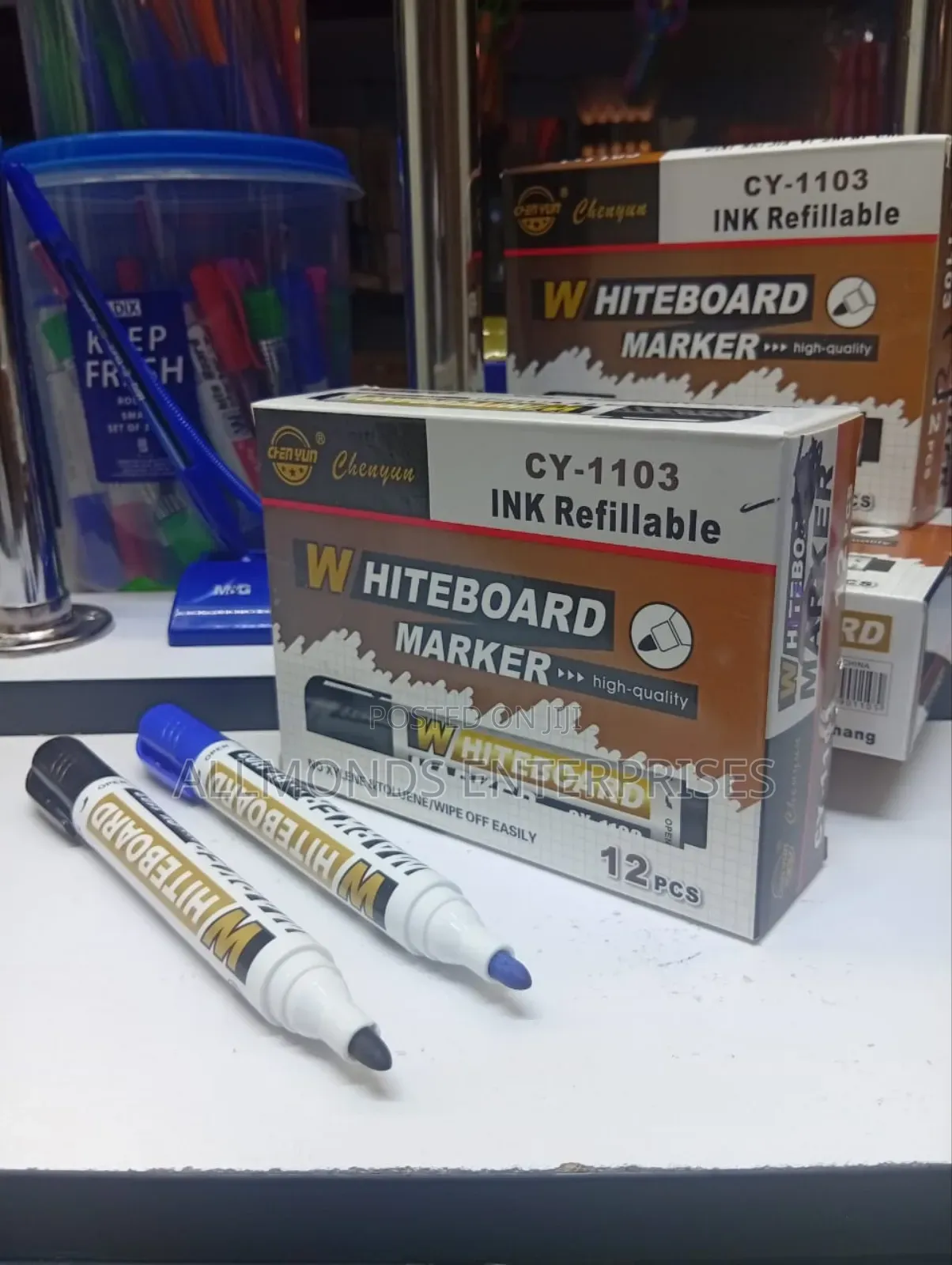 A Piece of Cheyun Whiteboard Ink Reffillable ( Blue and Black)