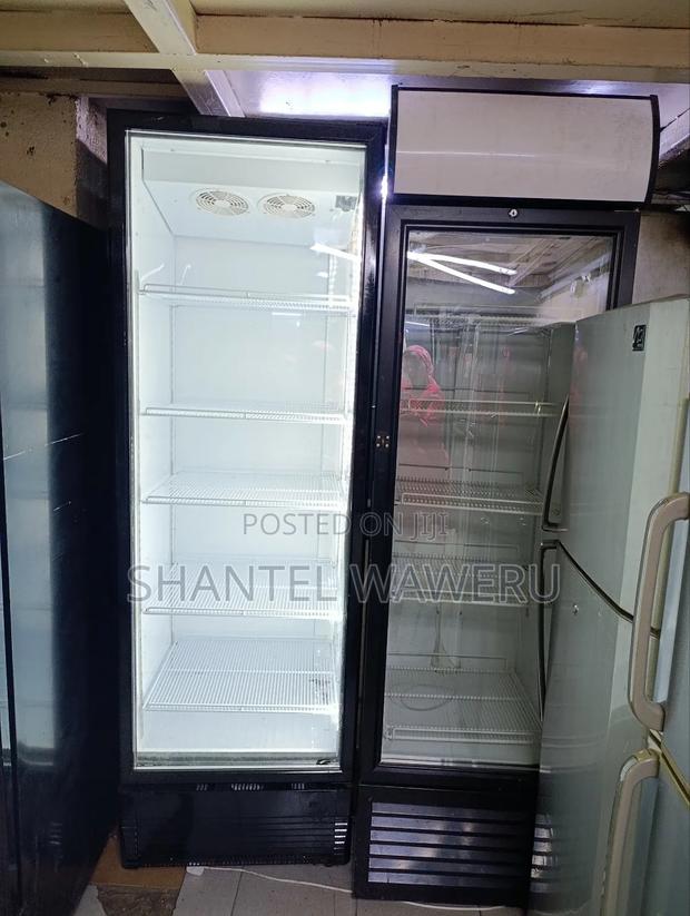 700litres Display Fridge - main view