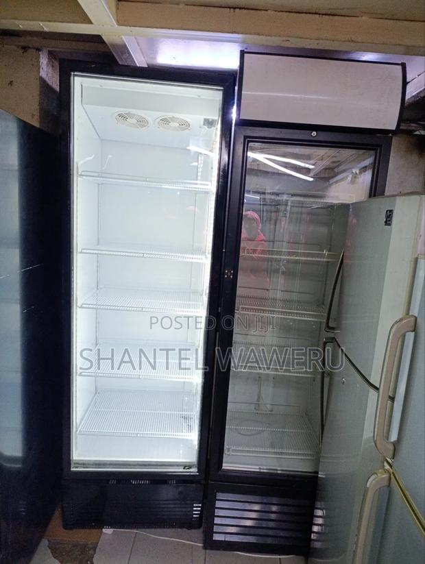 700litres Display Fridge - thumbnail 2