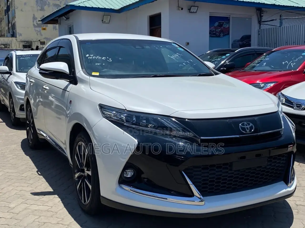Toyota Harrier 2018 White