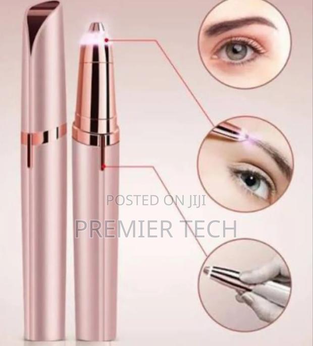 Battery Powered Flawless Facial Hair Shaver and Eye Brow Shaper