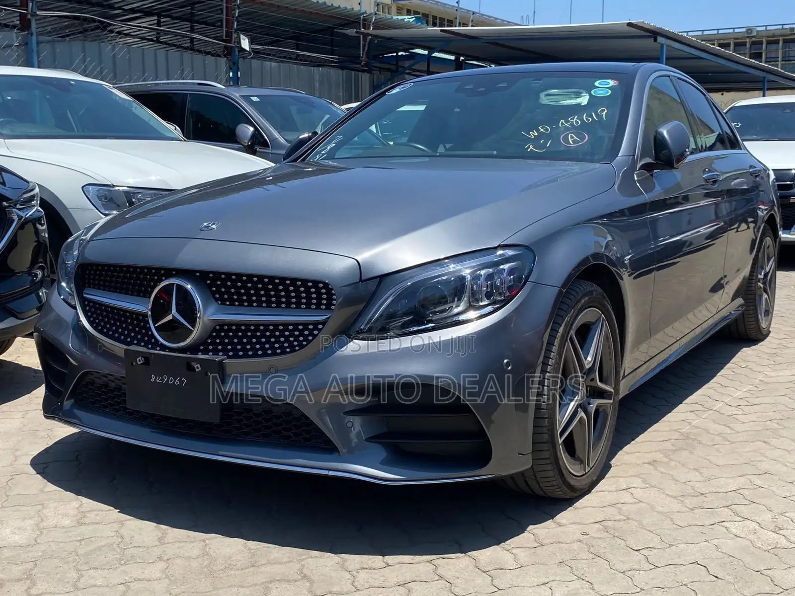 Mercedes-Benz C200 2018 Gray