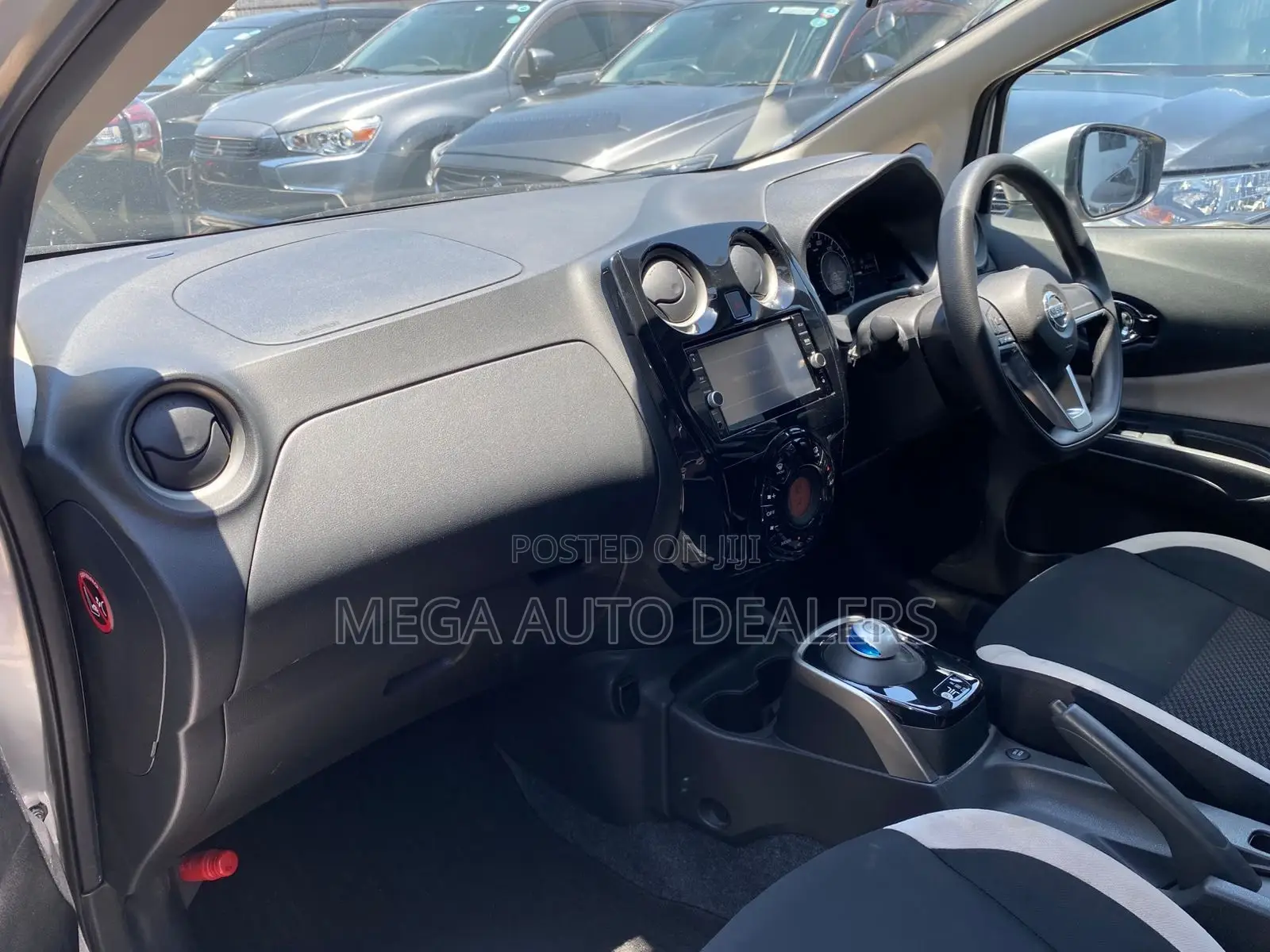 Nissan Note 2018 Silver