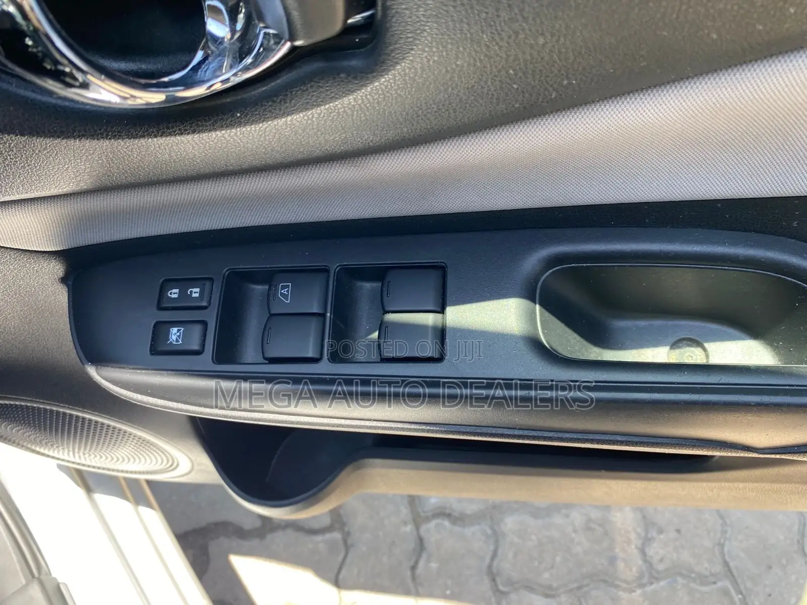 Nissan Note 2018 Silver