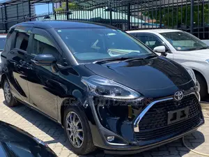 Toyota Sienta 2018 Black