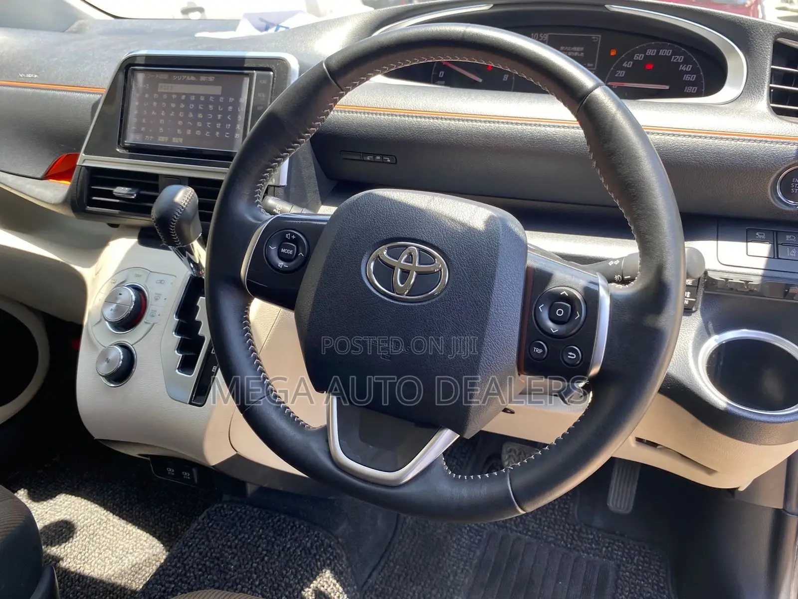 Toyota Sienta 2018 Black