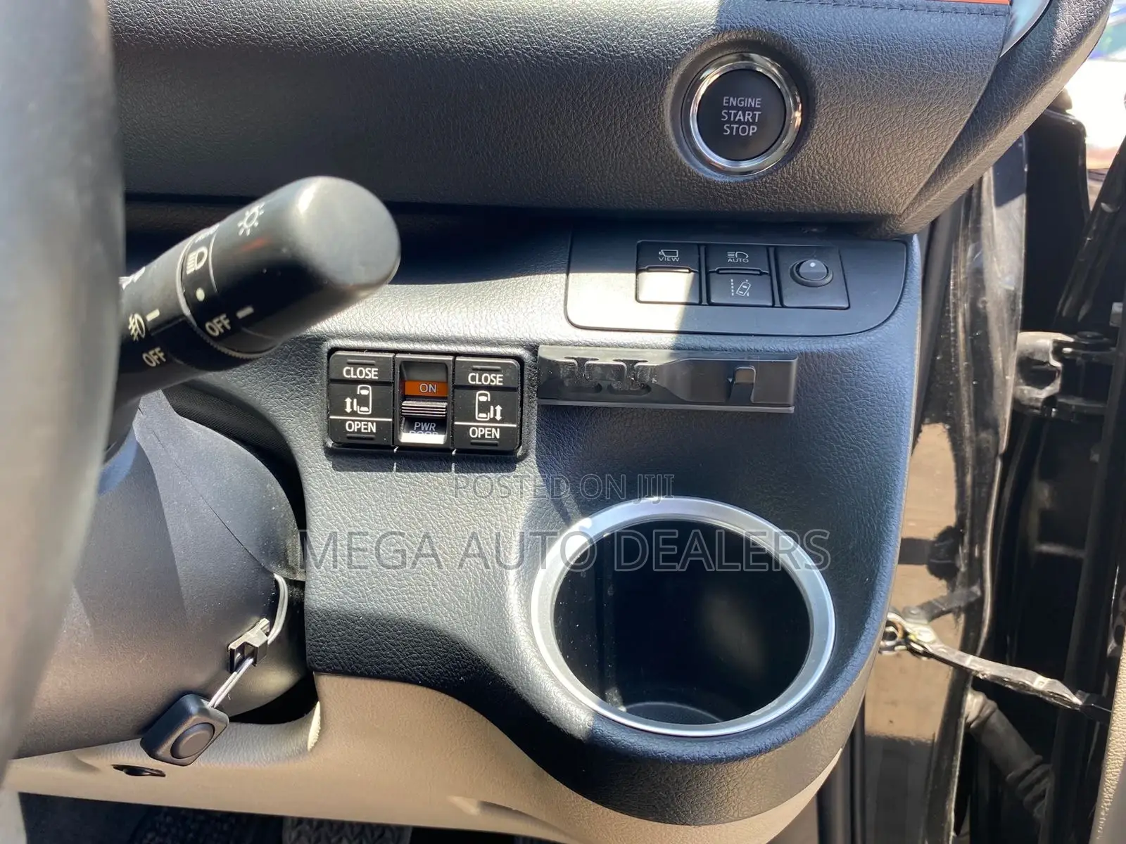 Toyota Sienta 2018 Black