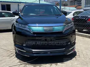 Toyota Harrier 2018 Black