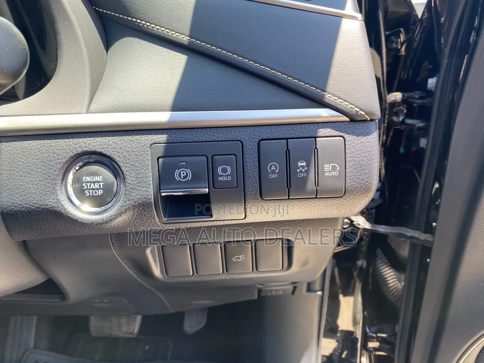 Toyota Harrier 2018 Black