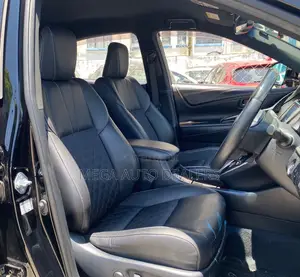 Toyota Harrier 2018 Black