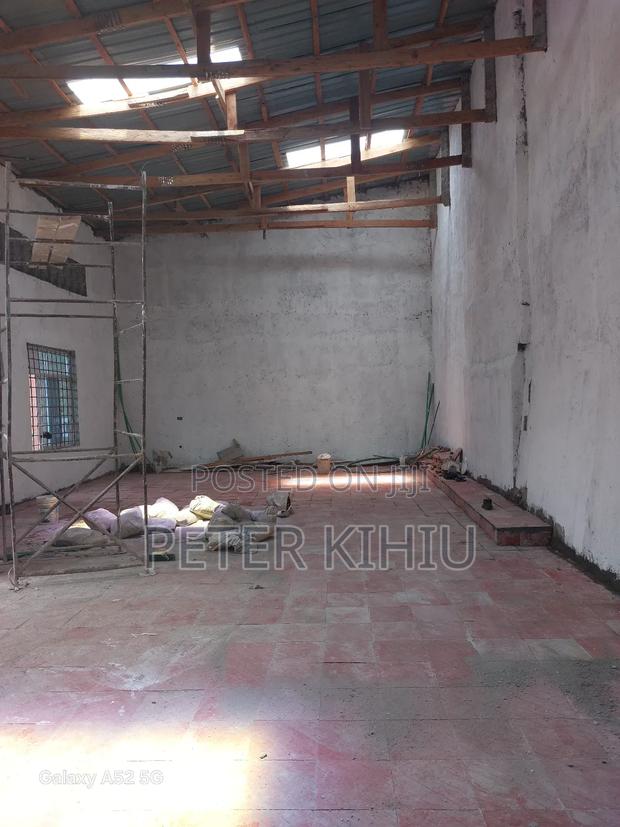 Godown to Off Enterprise Rd 2500sqft - thumbnail 11