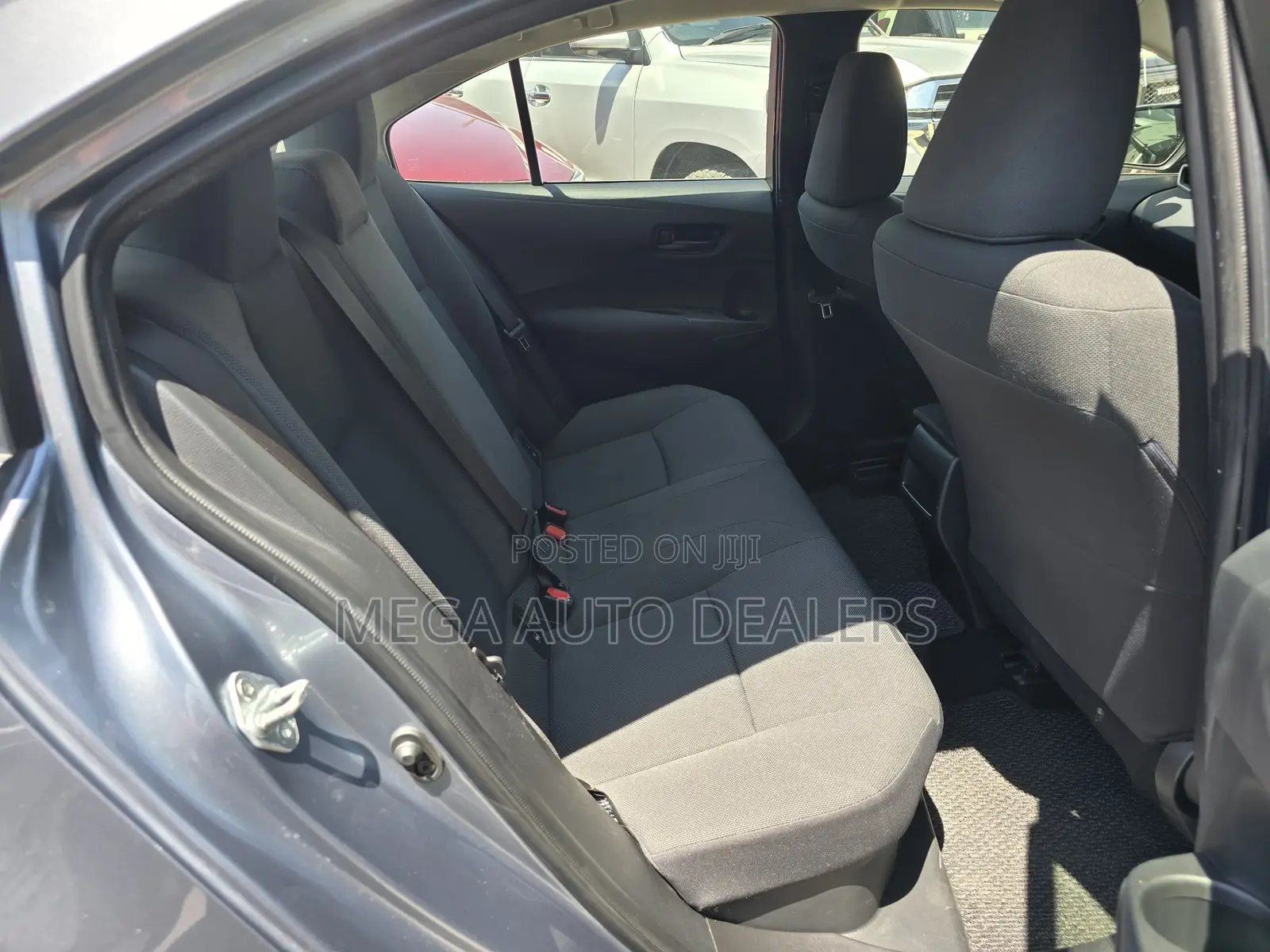Toyota Corolla 2018 Silver
