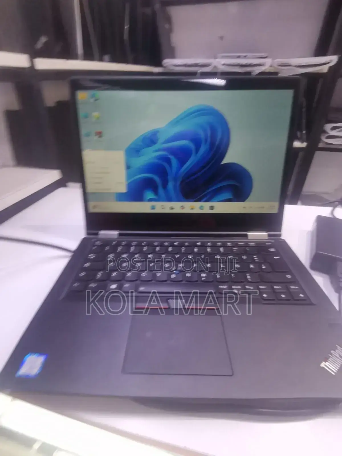 New Laptop Lenovo ThinkPad X380 Yoga 8GB Intel Core I7 SSD 256GB