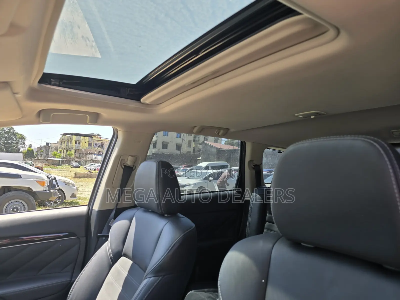 Mitsubishi Outlander 2018 Gray