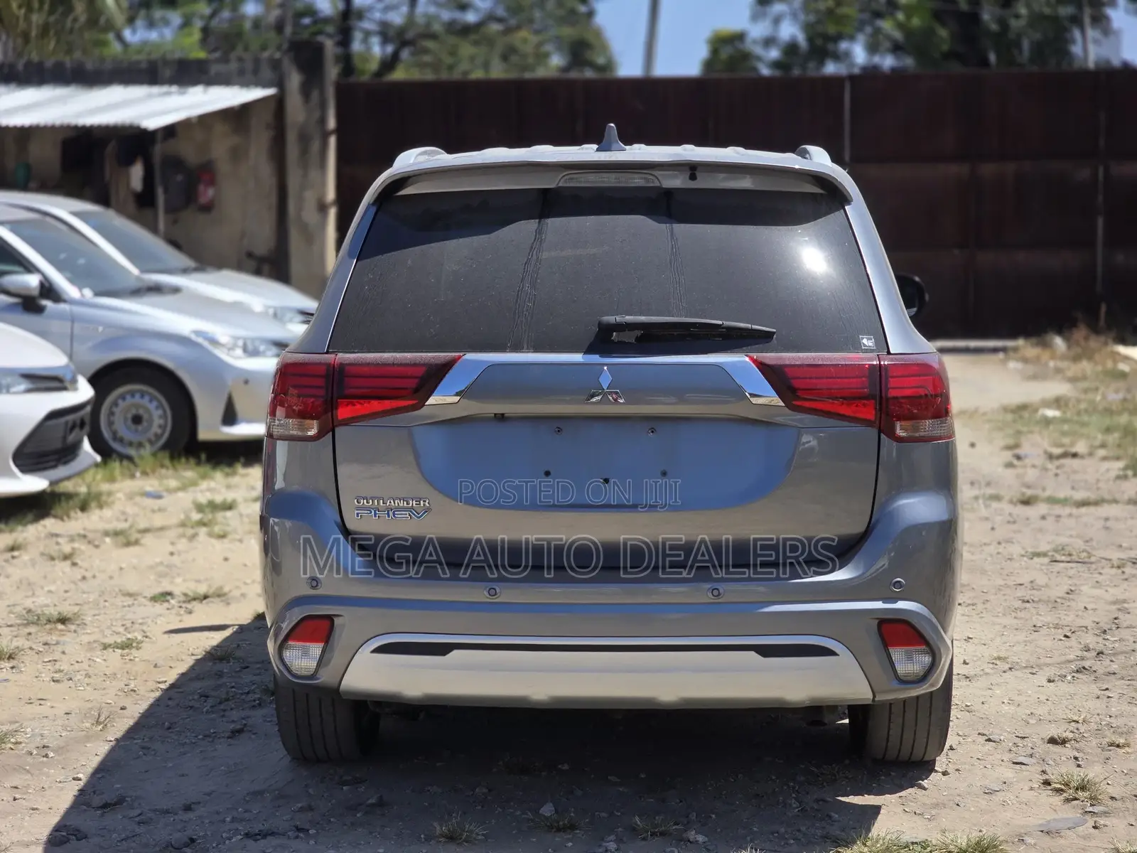 Mitsubishi Outlander 2018 Gray