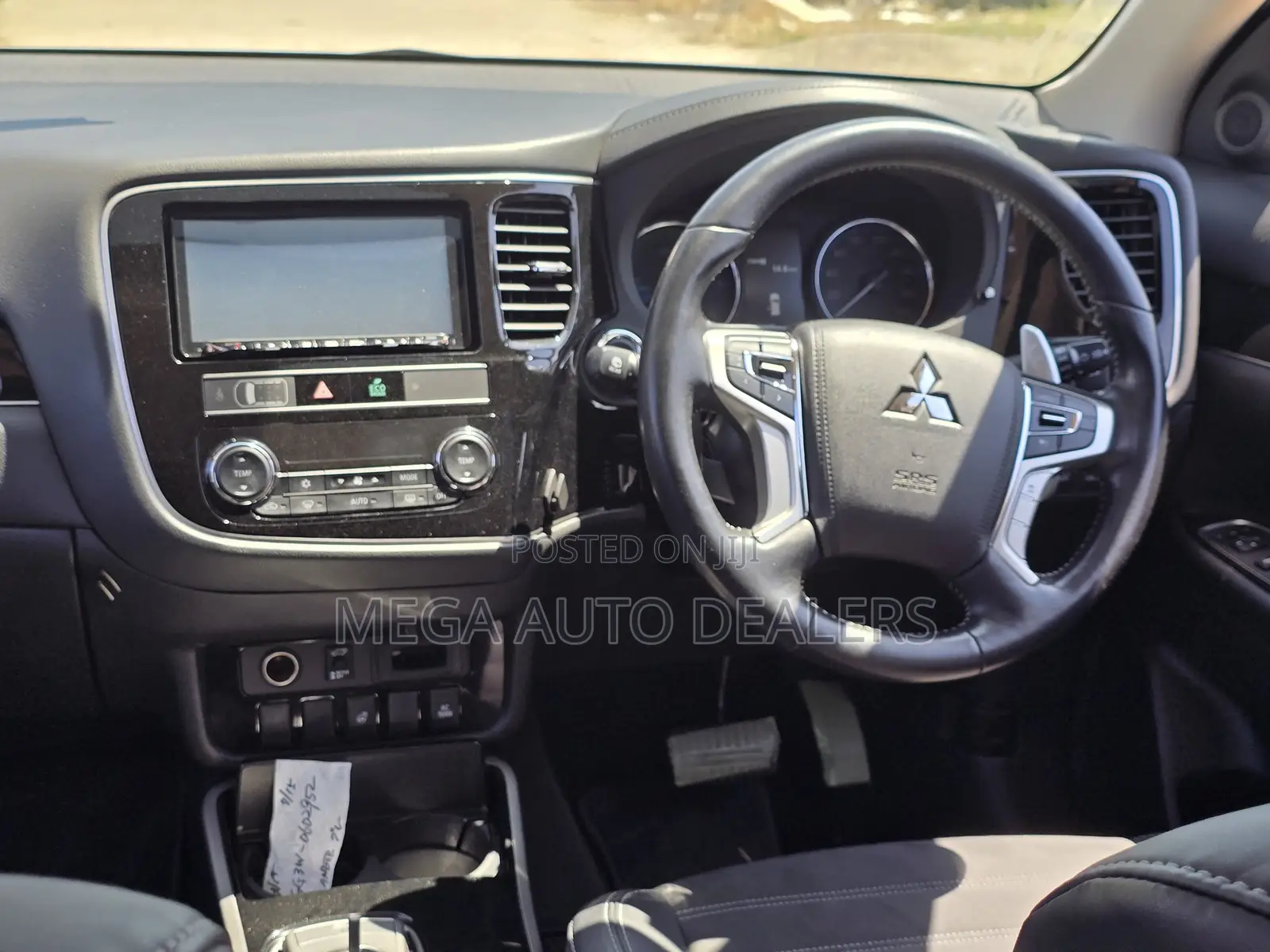 Mitsubishi Outlander 2018 Gray