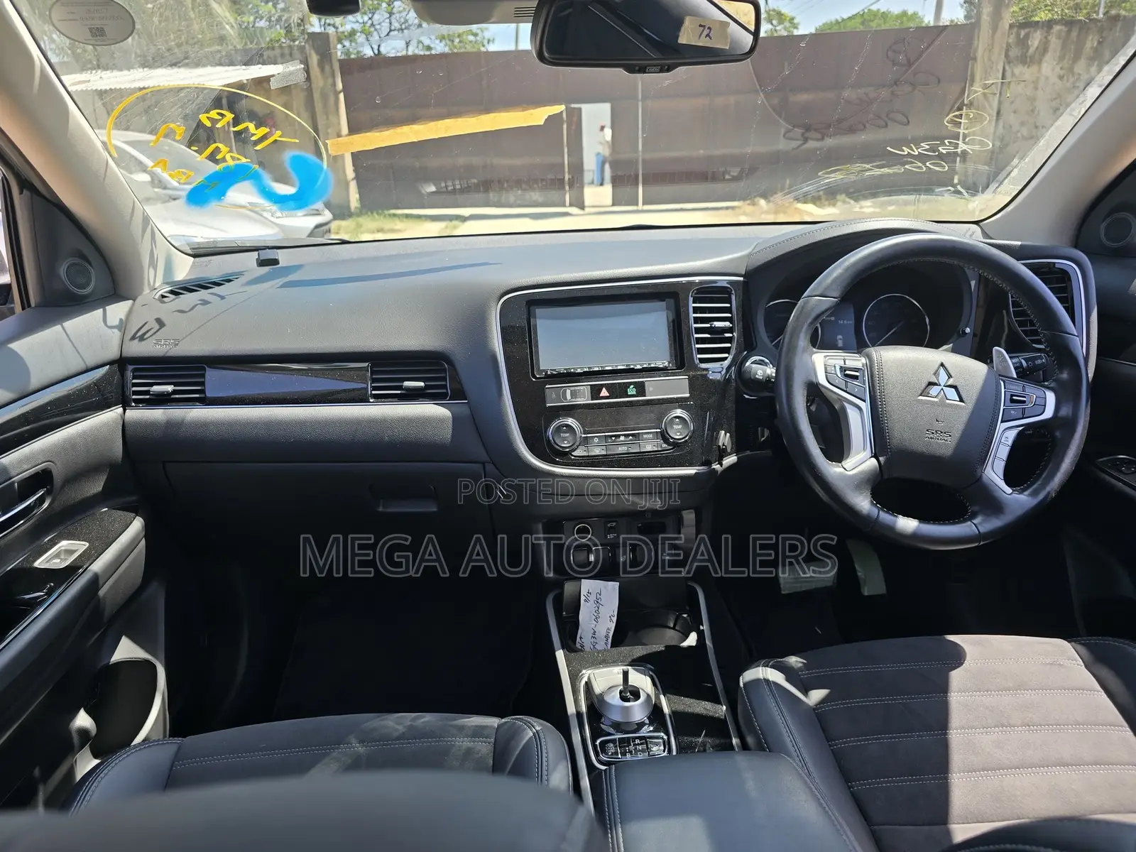 Mitsubishi Outlander 2018 Gray