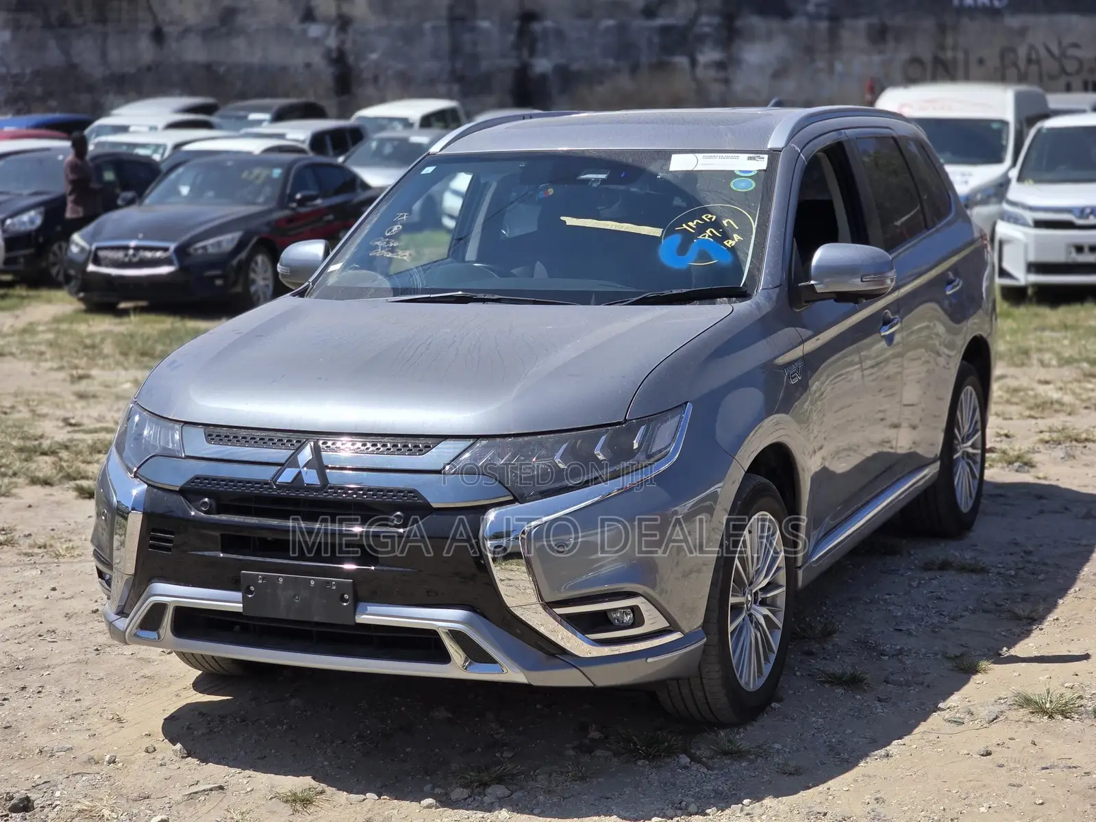 Mitsubishi Outlander 2018 Gray