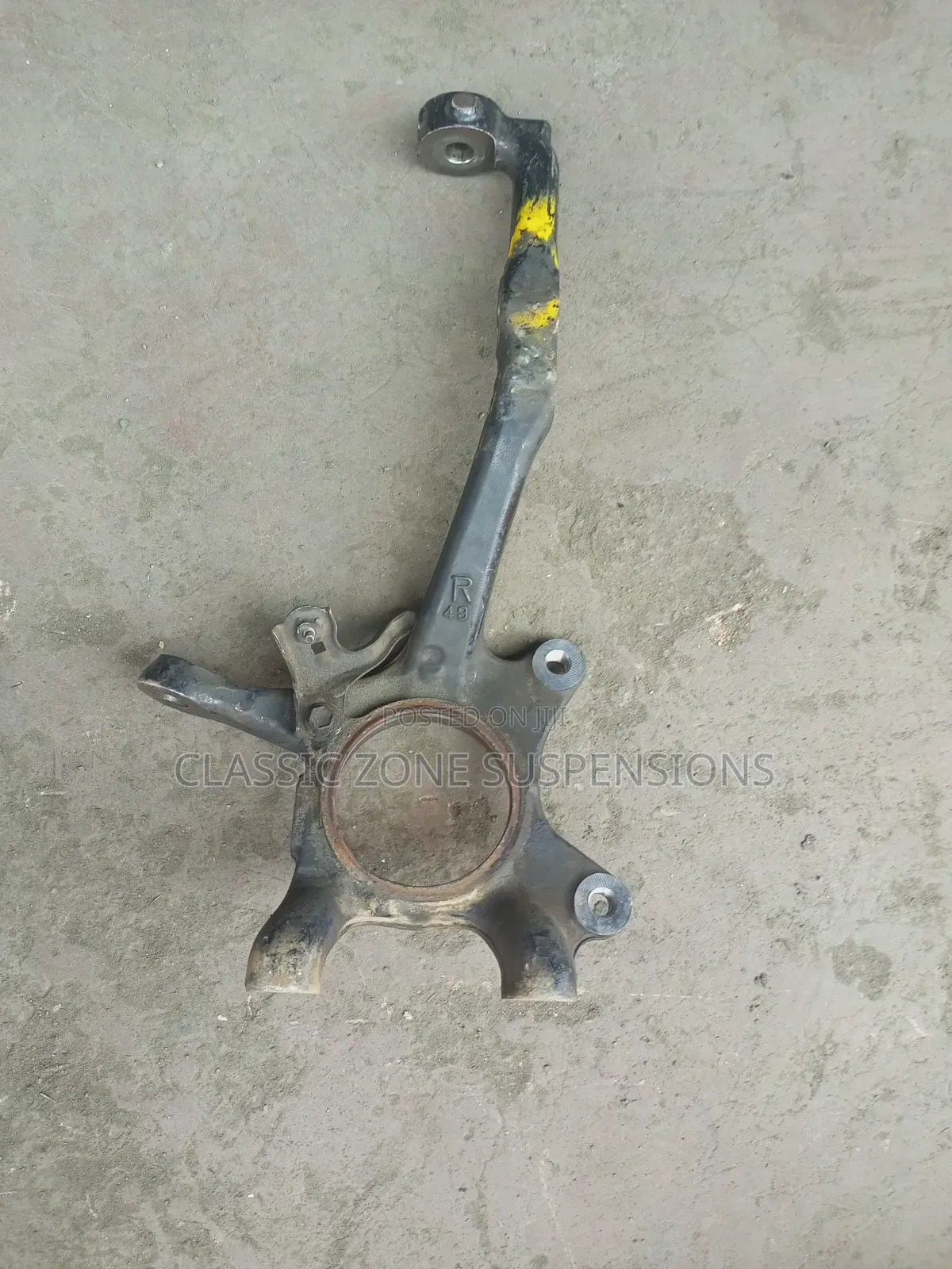 Land Cruiser Prado Wheel Knuckle