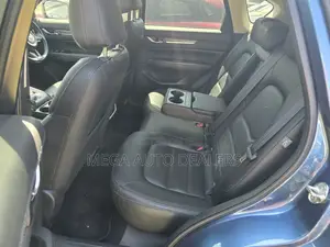Mazda CX-5 2018 Blue