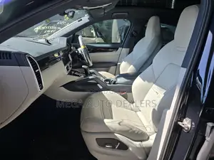 Porsche Cayenne S AWD 2019 Blue