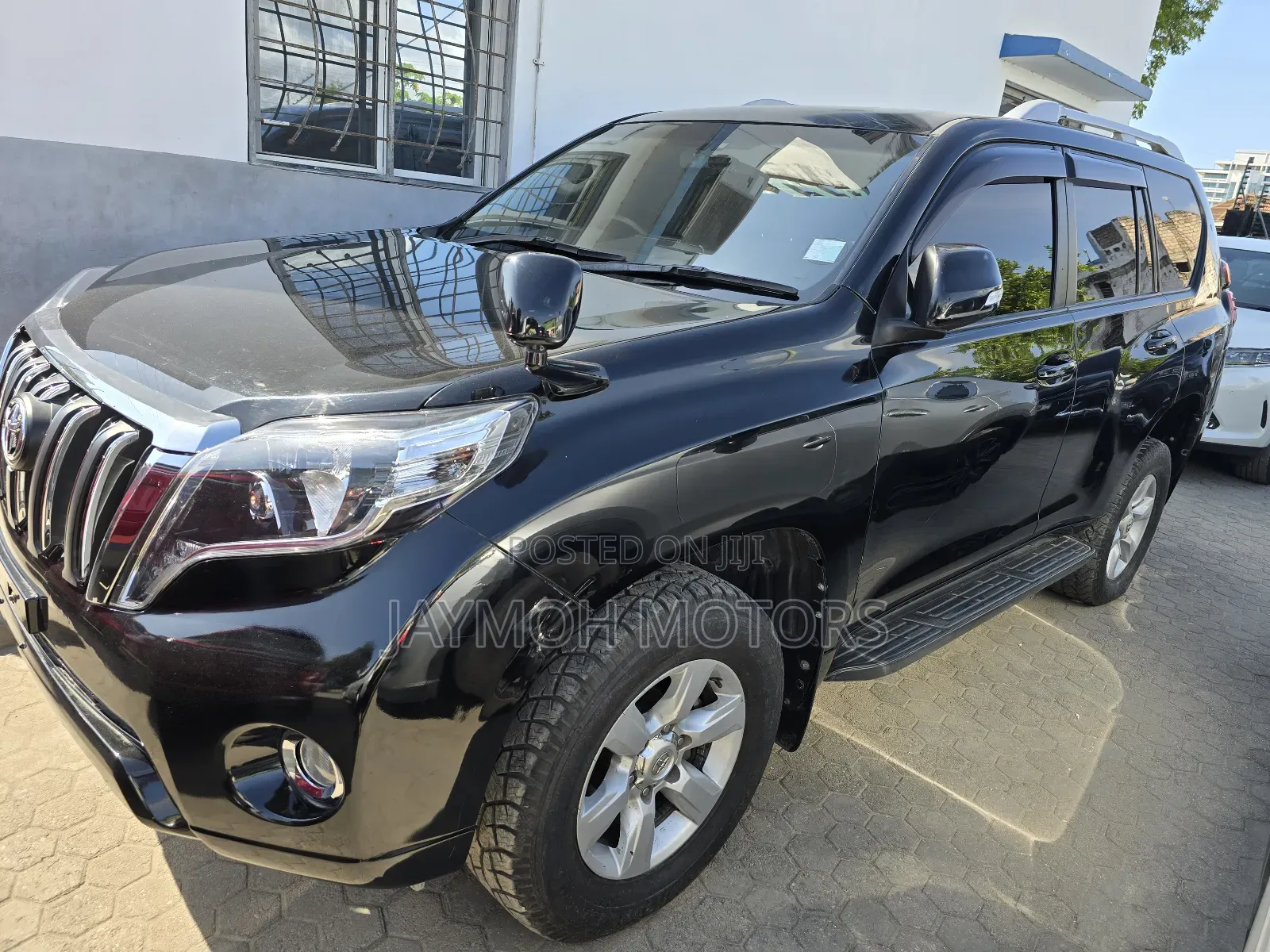 Toyota Land Cruiser Prado 2016 Black