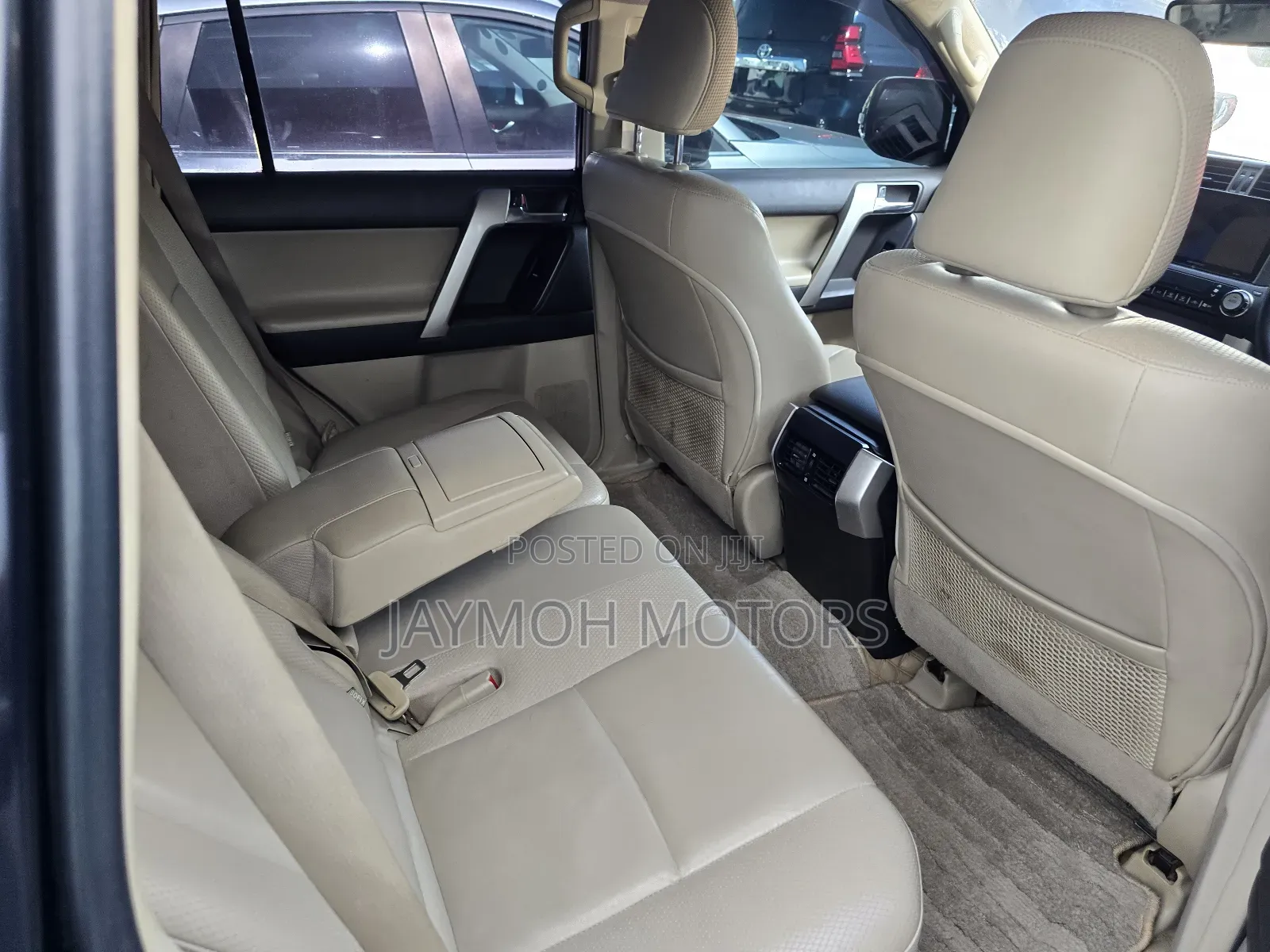 Toyota Land Cruiser Prado 2016 Black