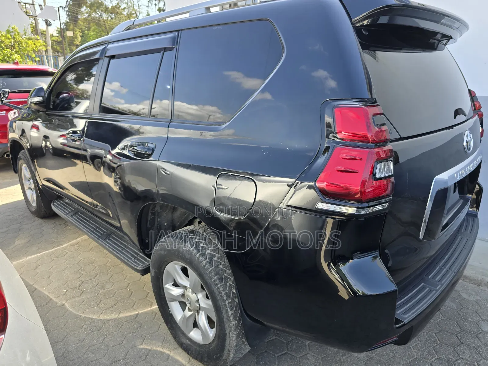 Toyota Land Cruiser Prado 2016 Black
