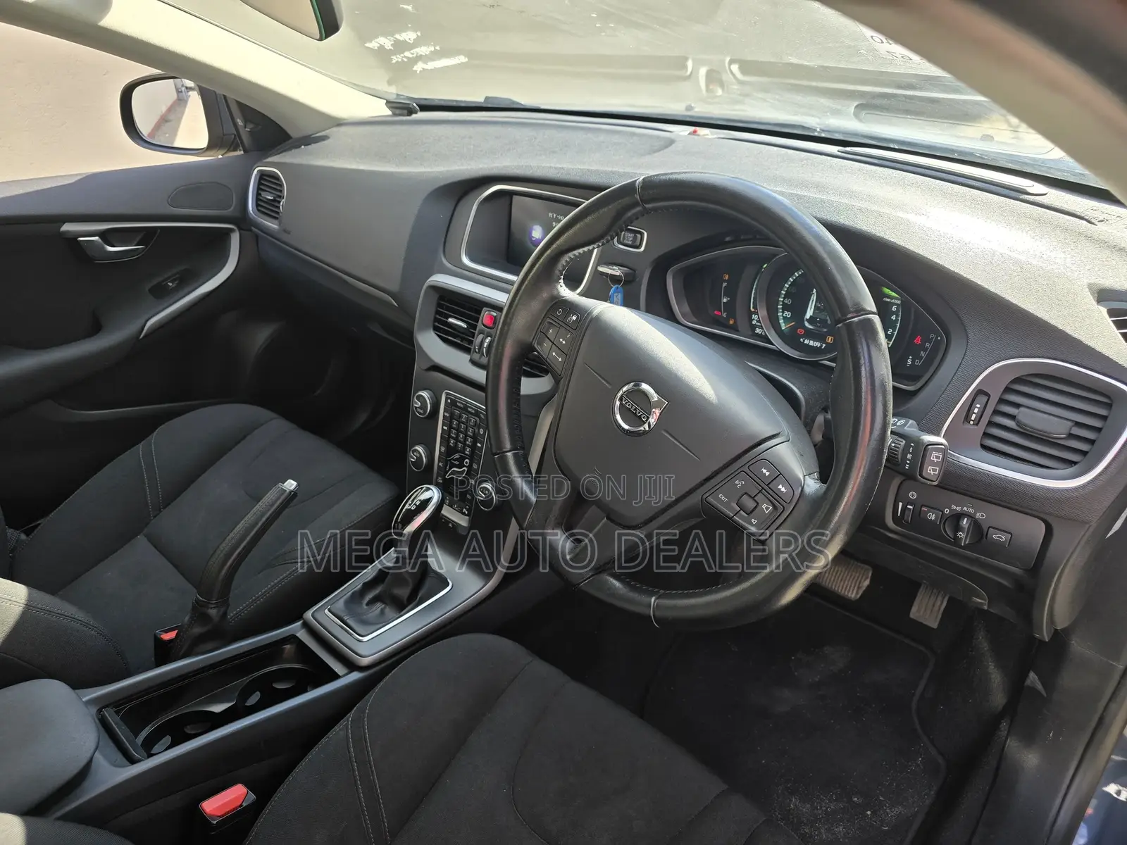 Volvo V40 2018 Blue