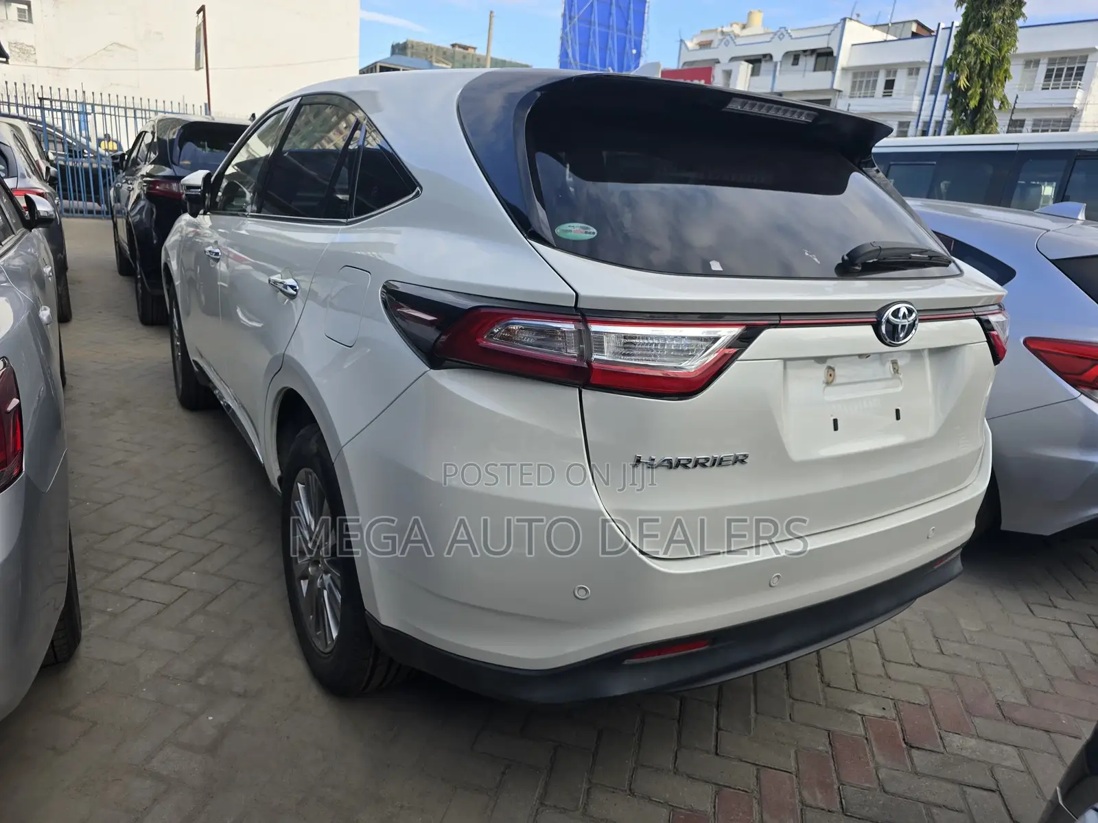 Toyota Harrier 2018 White