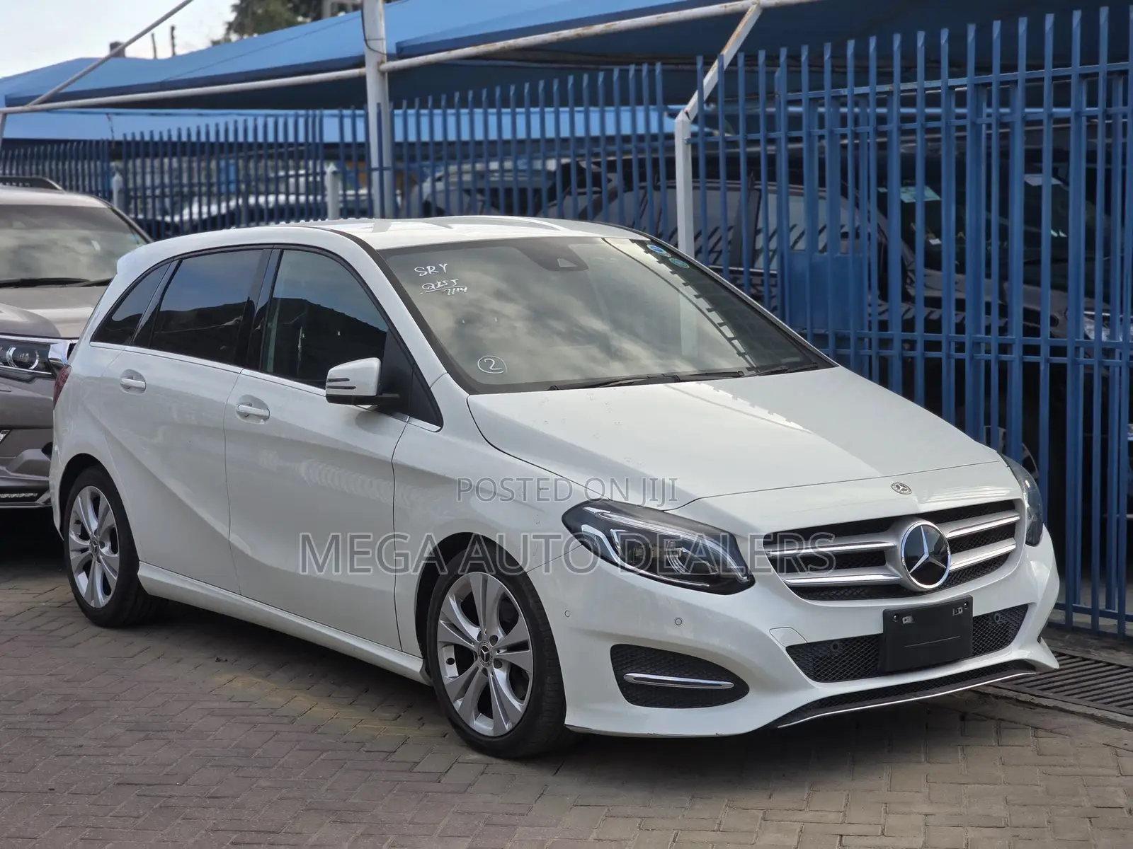 Mercedes-Benz B-Class 2018 White