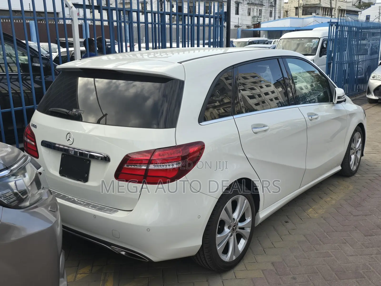 Mercedes-Benz B-Class 2018 White