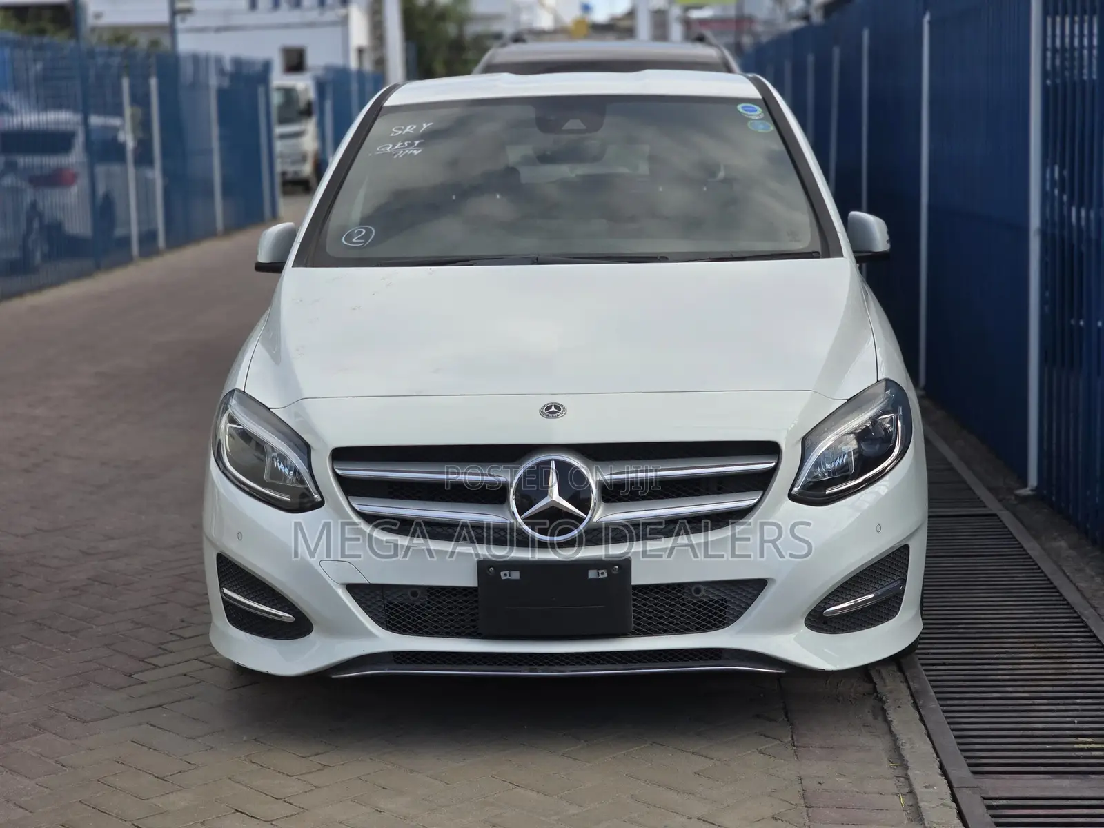 Mercedes-Benz B-Class 2018 White