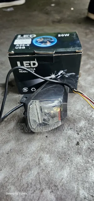 Spot Light on Sale (Universal)