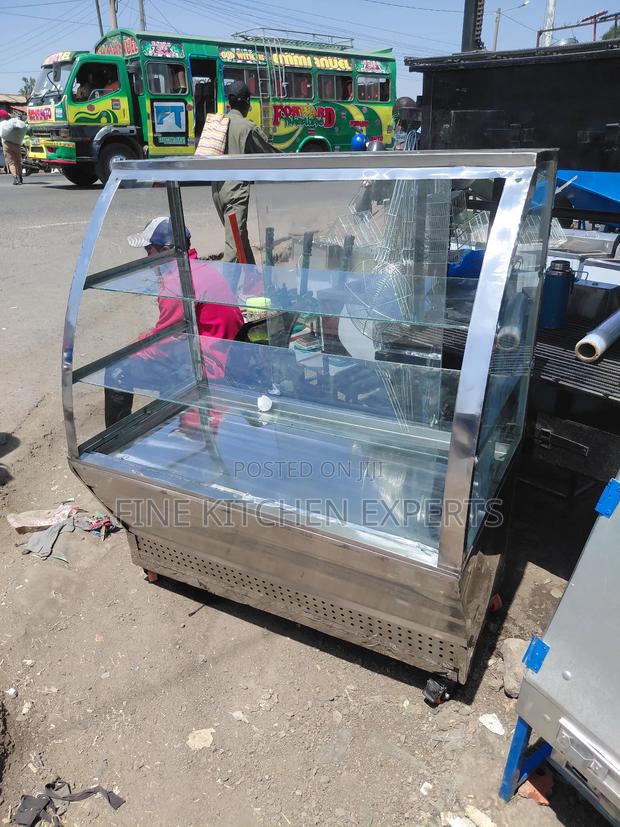 Cake Dispay - thumbnail 2