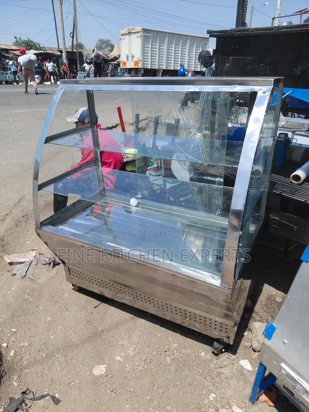 Cake Dispay - thumbnail 3