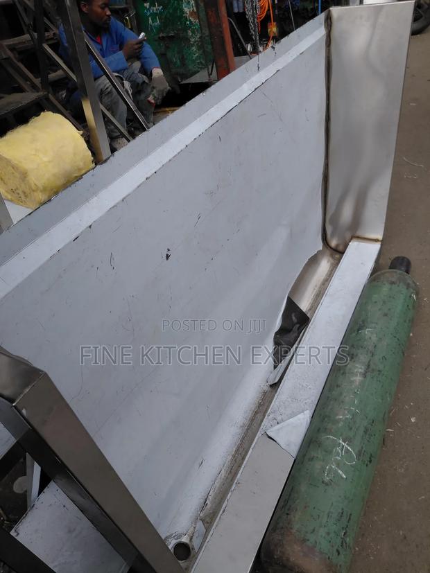 Stainless Steel Urinal - thumbnail 3