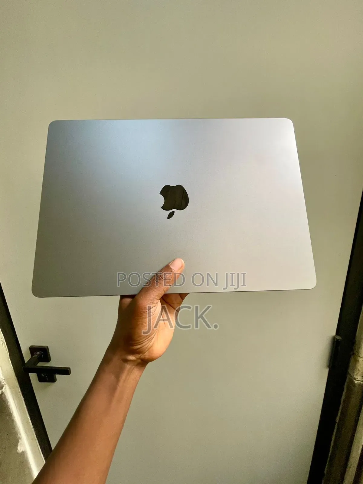Laptop Apple MacBook Air 2023 M2 8GB Apple M2 SSD 256GB