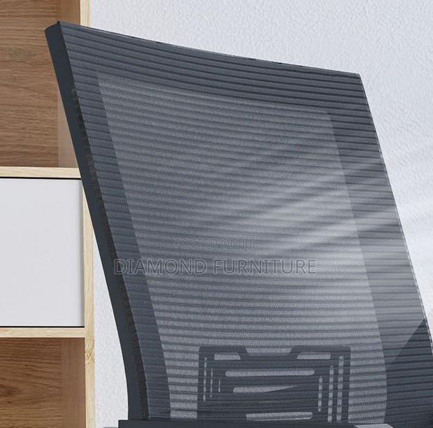 Office Furniture; {Comfortable Mesh Visitors Office Chair} - thumbnail 8